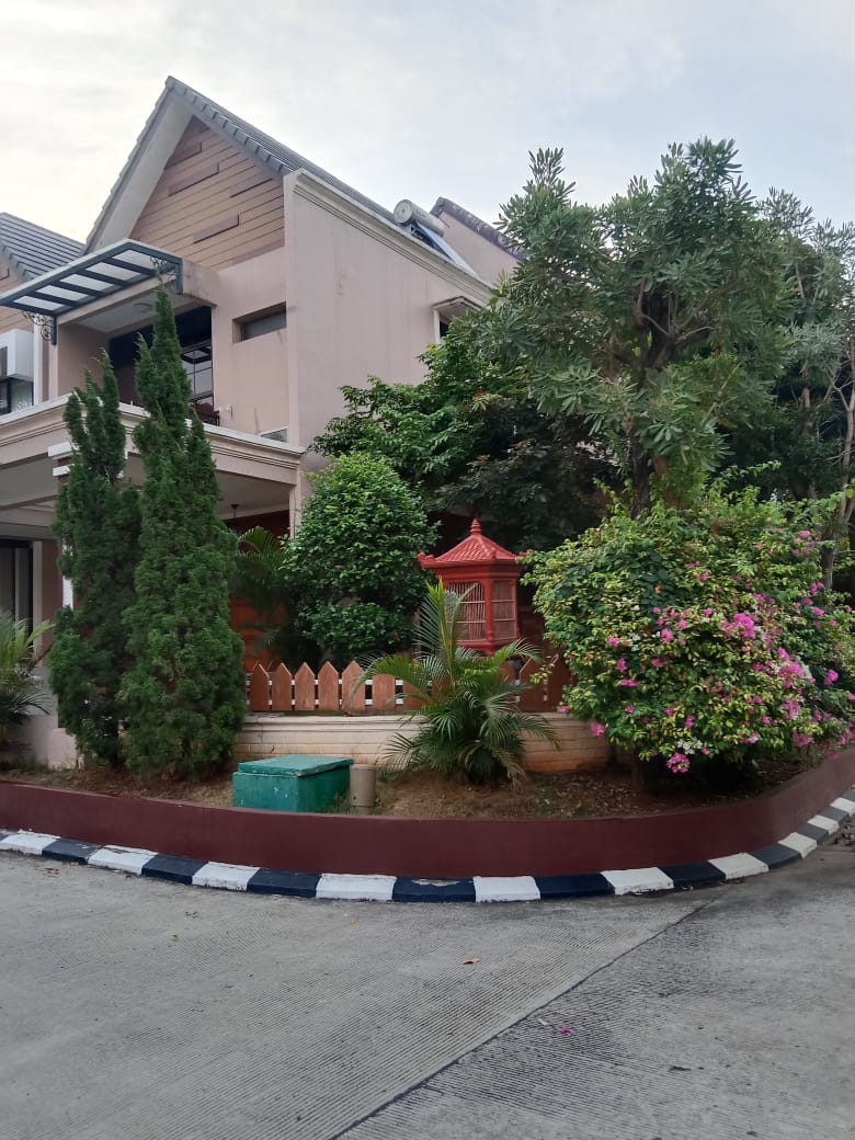 Rumah Dijual Furnished di Cluster Cosmo Estate Lippo Cikarang